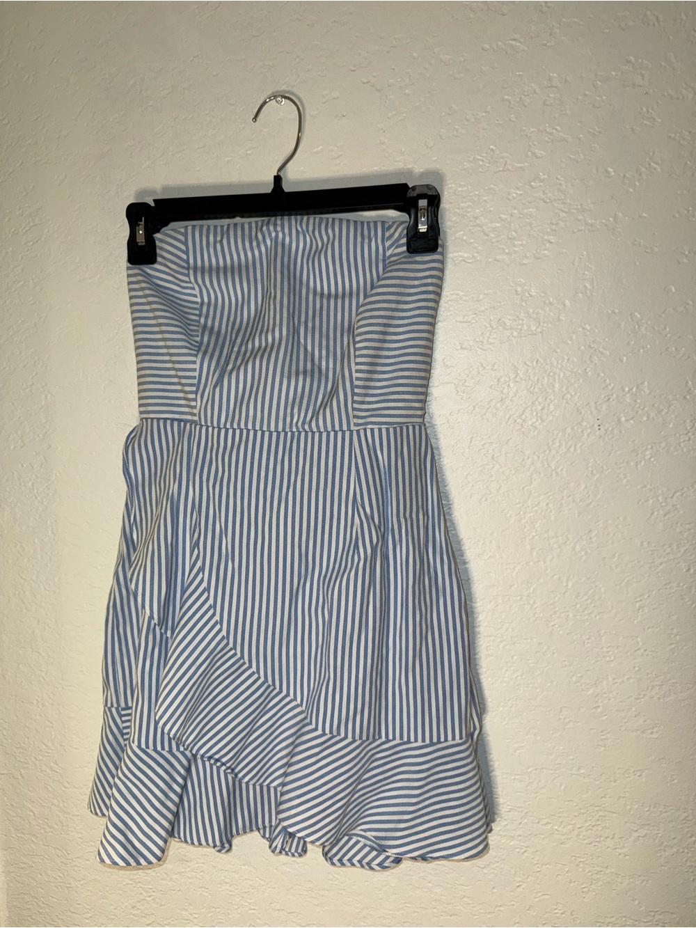 superdown Blue and White Striped Strapless Ruffle Dress